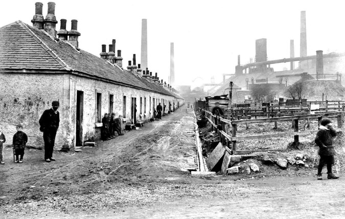 Furnace Row, Newmains